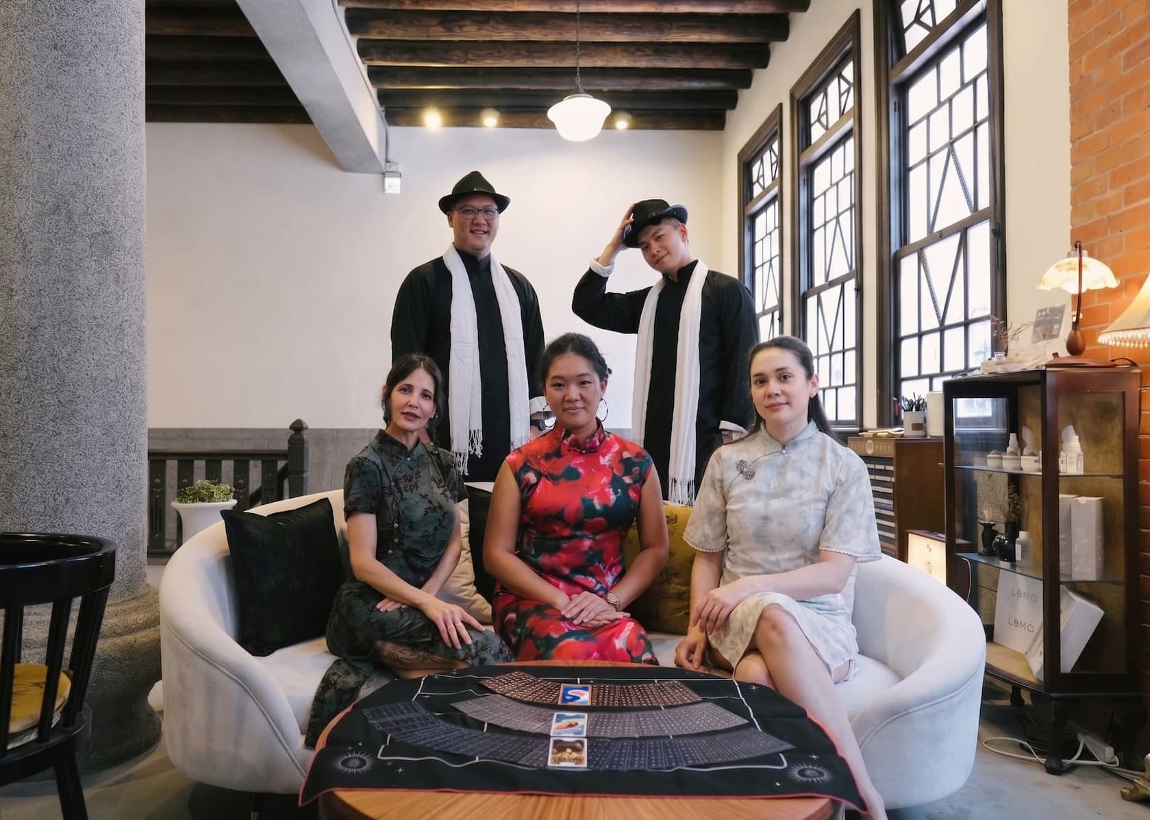 Guests in qipao at a tea ceremony in a 1934 Dadaocheng tea house
